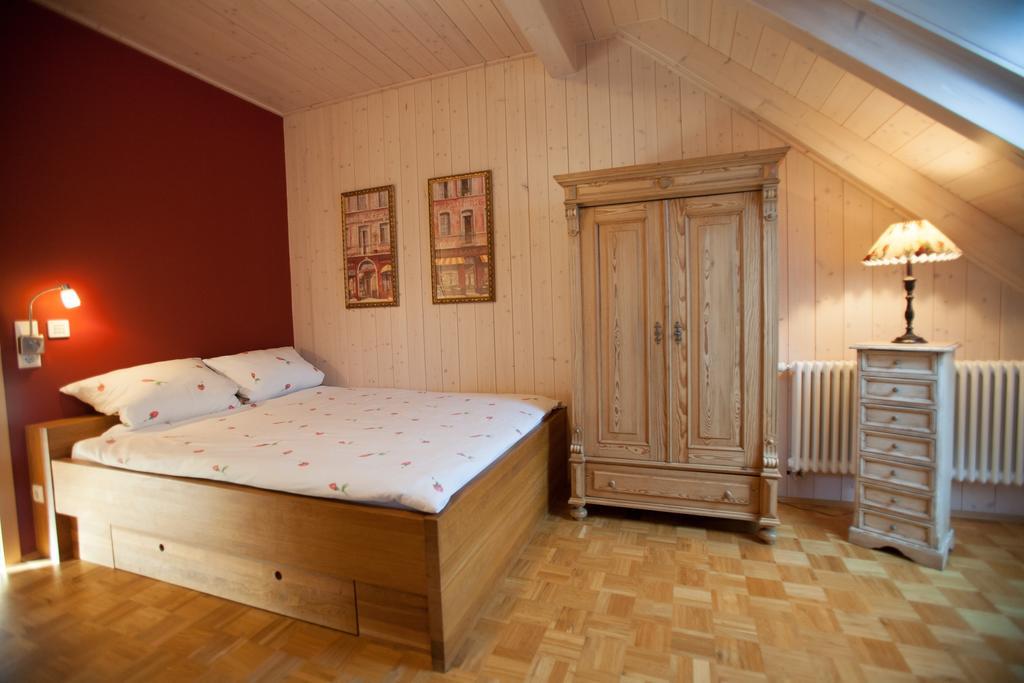 Gaestehaus Craintaler Muehle B&B 크레글린겐 객실 사진